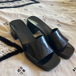 Steve Madden black jelly slides